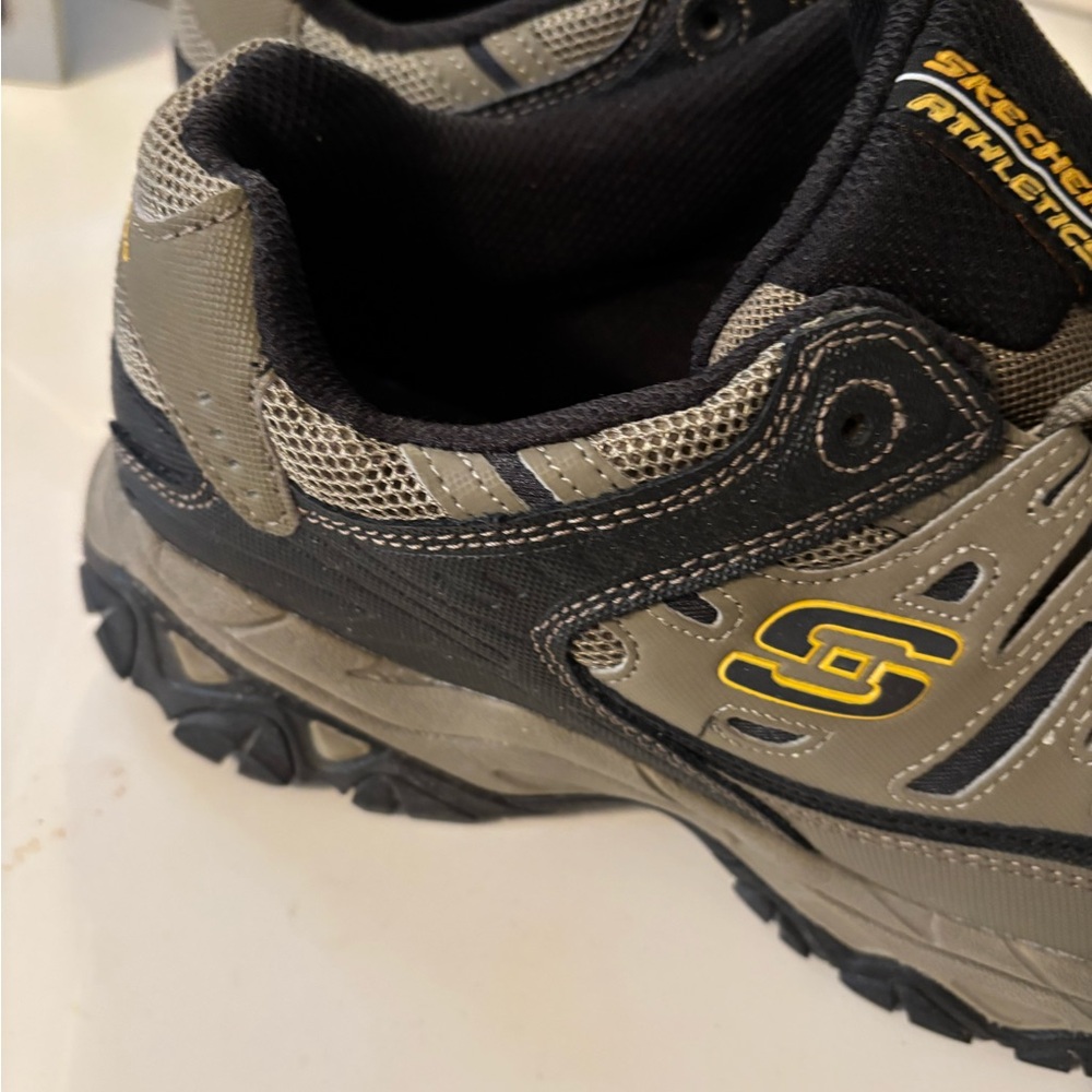 Skechers Men’s Olive Green and Black Athletic Walking Shoes - Picture 5 of 12
